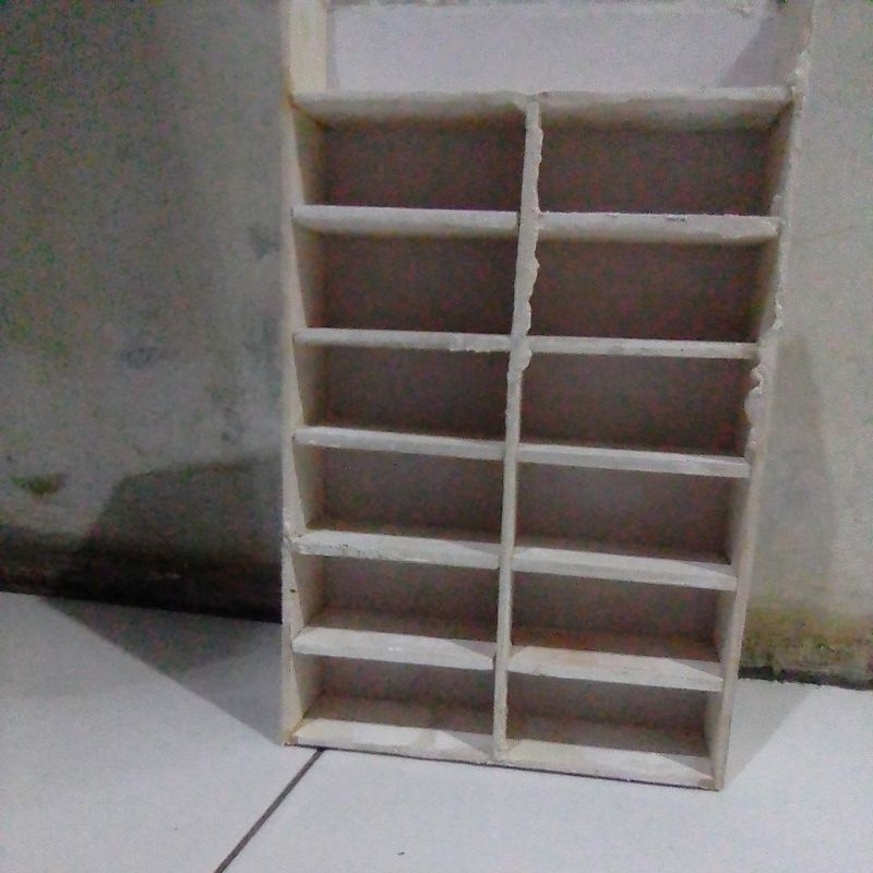 Rak hotwheel murah 12slot