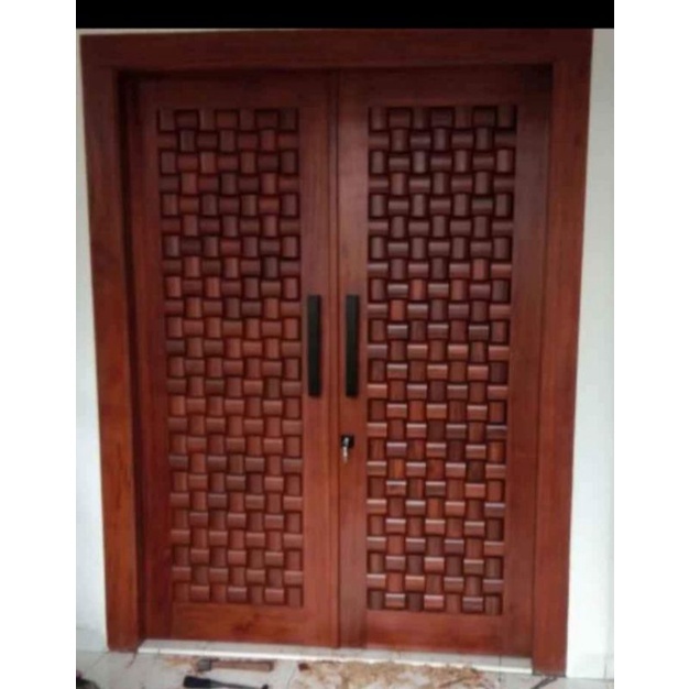 pintu minimalis motif anyaman kayu jati