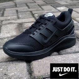 PROMO TERLARIS// Sepatu Sekolah Hitam Polos Nike- Full Black Olahraga Pria Wanita / Sepatu Sneakers 
