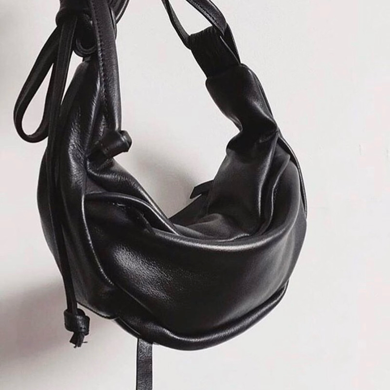 Kaynn - Small Luigy Sling Bag - Black