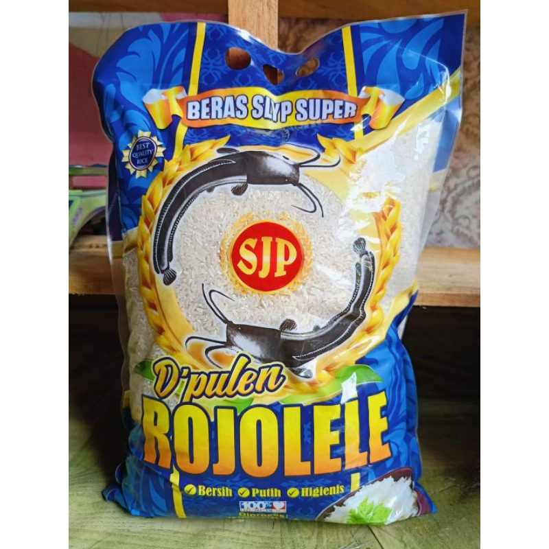 

BERAS LOKAL 1KG REPACK ROJOLELE DAUN SUJI RINJANI PREMIUM