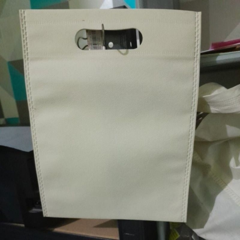 

tas polos oval krem 25x35