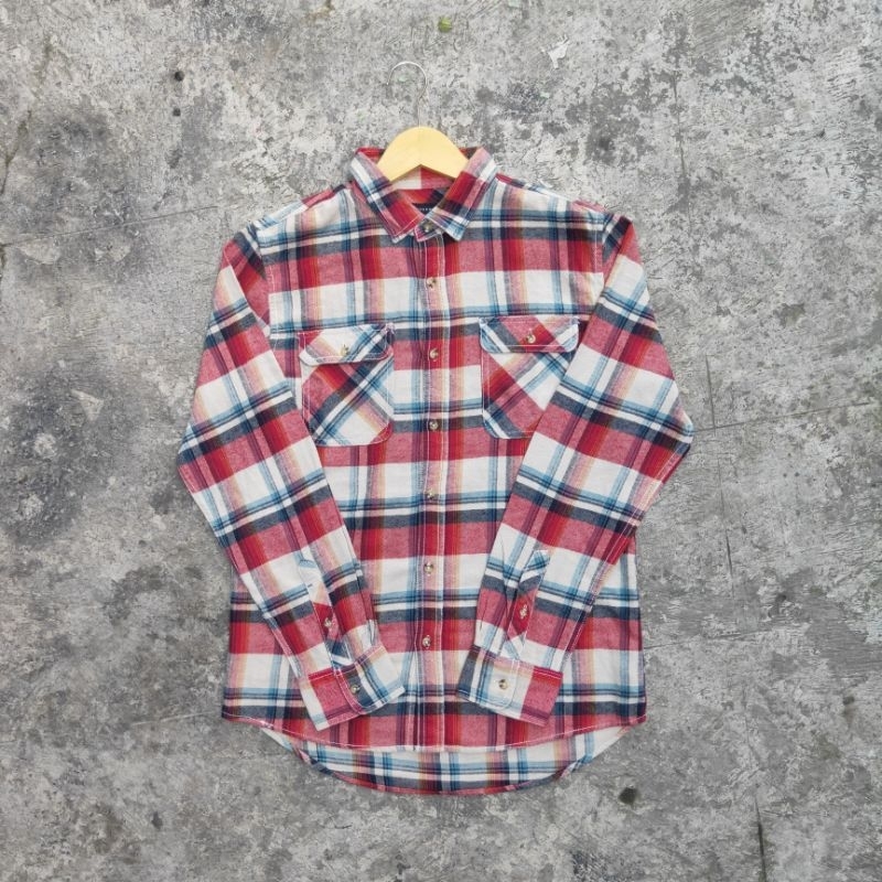 Kemeja Flannel Roshell Double Pocket ( L )