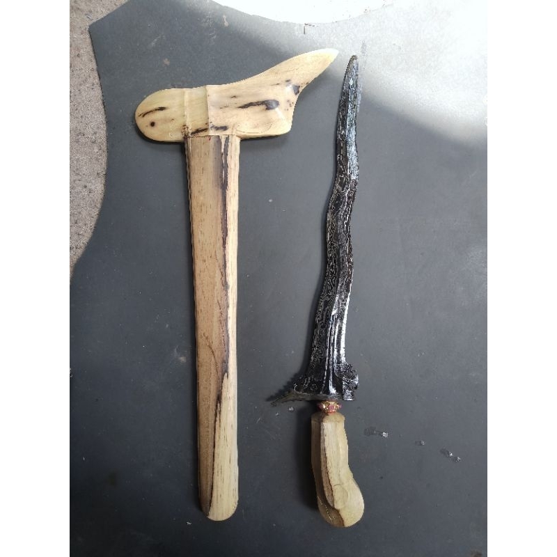 keris bali seselet
