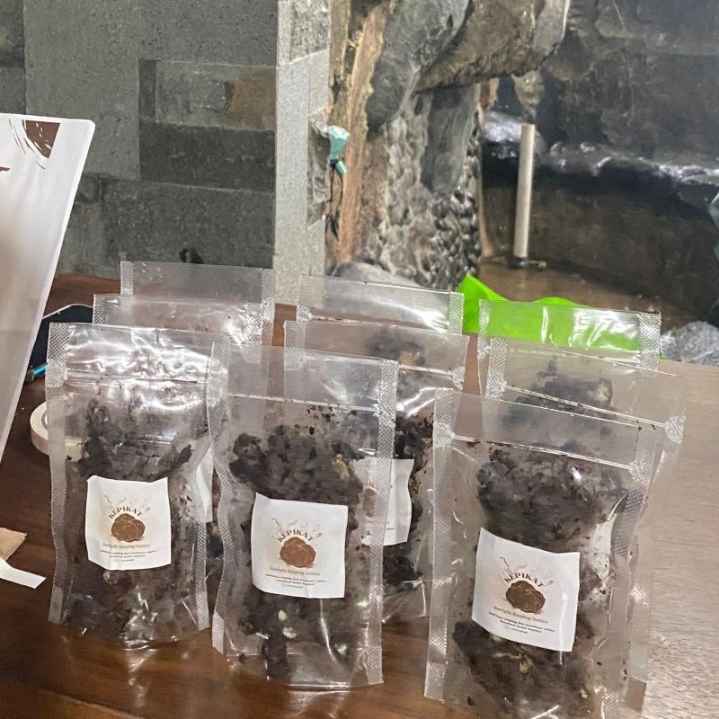 

KePiKat(Keripik Emping Coklat)