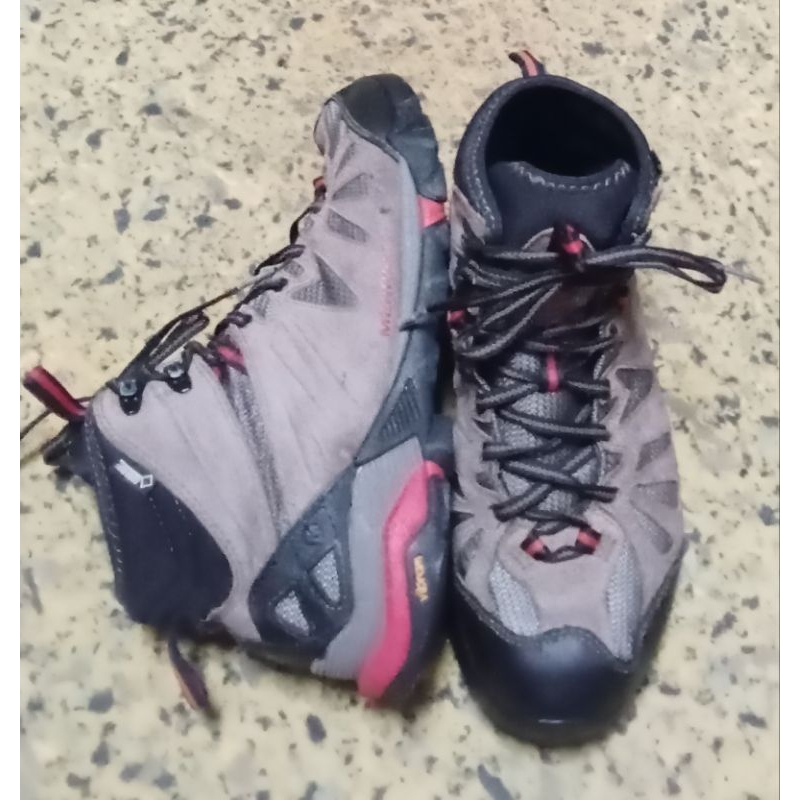 Sepatu-outdoor-Merrell-Gore_tex-size-42