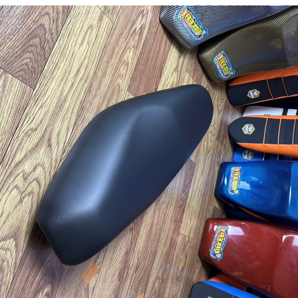 Jok motor xeon gt xeon rc xeon karbu standar