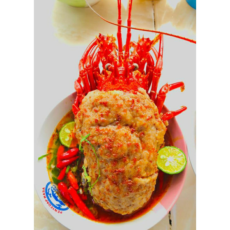 

Bakso lobster mak juha