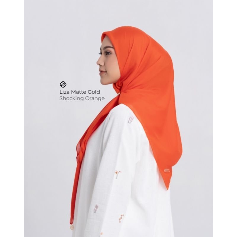Hijab Segiempat Deenay Liza Matte Gold Shocking Orange