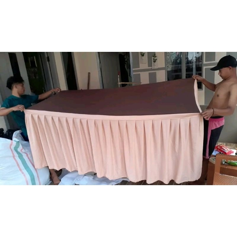 cover meja prasmanan