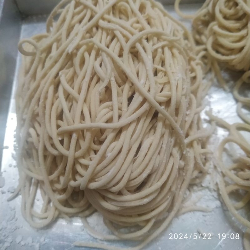 

Mie Mentah untuk mie ayam 1 kg