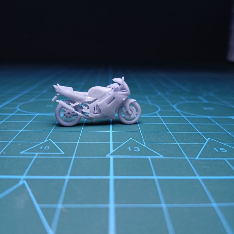 Figure motor 1:64 Nsr 150 sp sudah lepas support