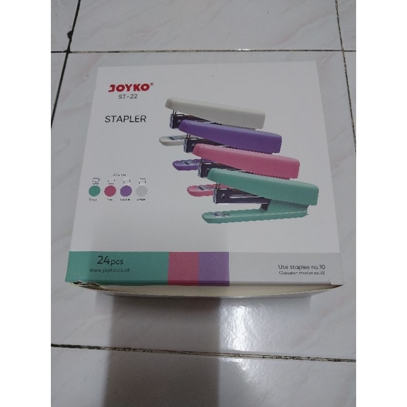 

STAPLER ST-22 JOYKO menggunakan isi no.10