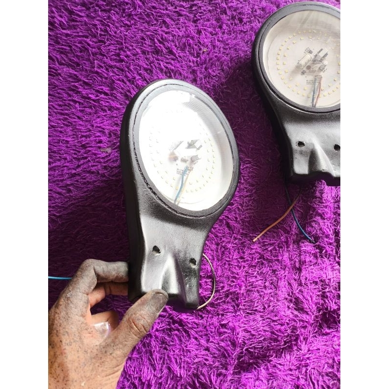 lampu penerangan jalan