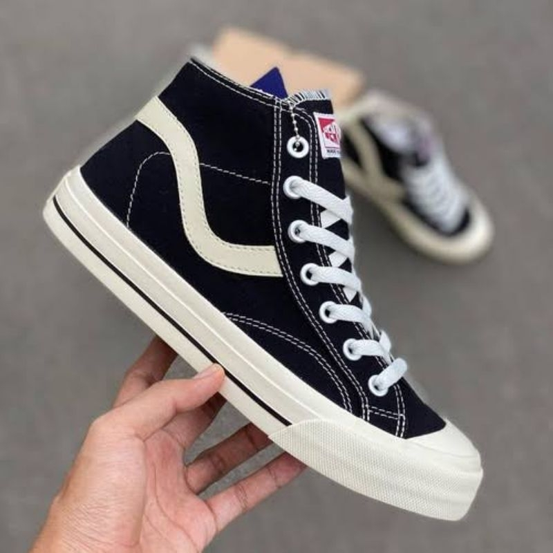 sepatu pria / sepatu sekolah hitam / sepatu Sneakers / Sepatu vantela / vantela