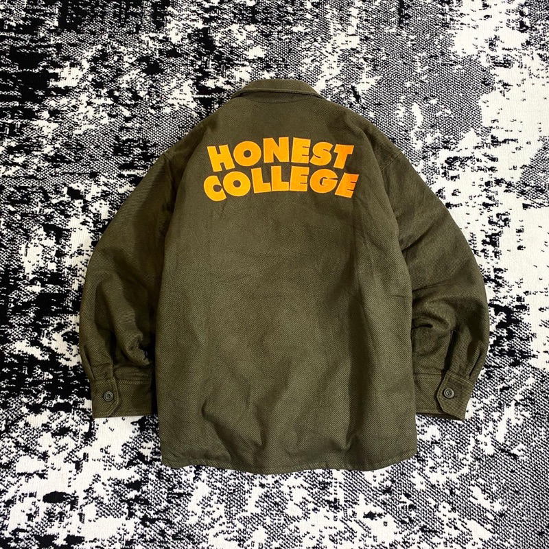 GU X HONEST COLLEGE BY STUDIO SEVEN  OLIVE GREEN VINTAGE