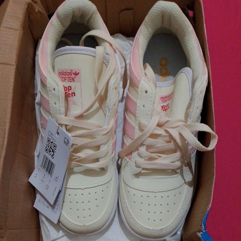 sepatu adidas top ten baru