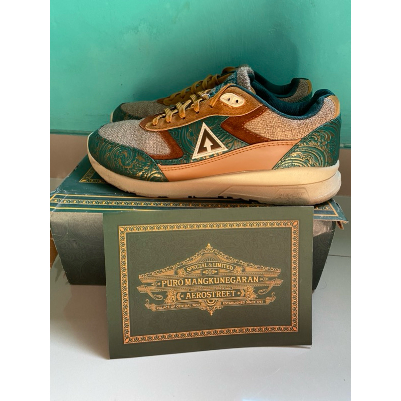 AEROSTREET X PURO MANGKUNEGARAN SECOND LIKE NEW
