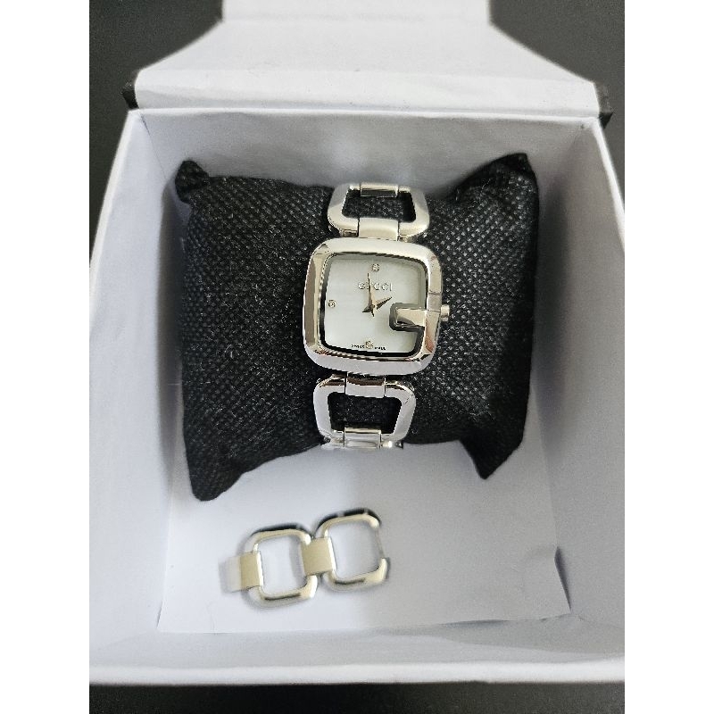 Jam tangan gucci (Preloved)