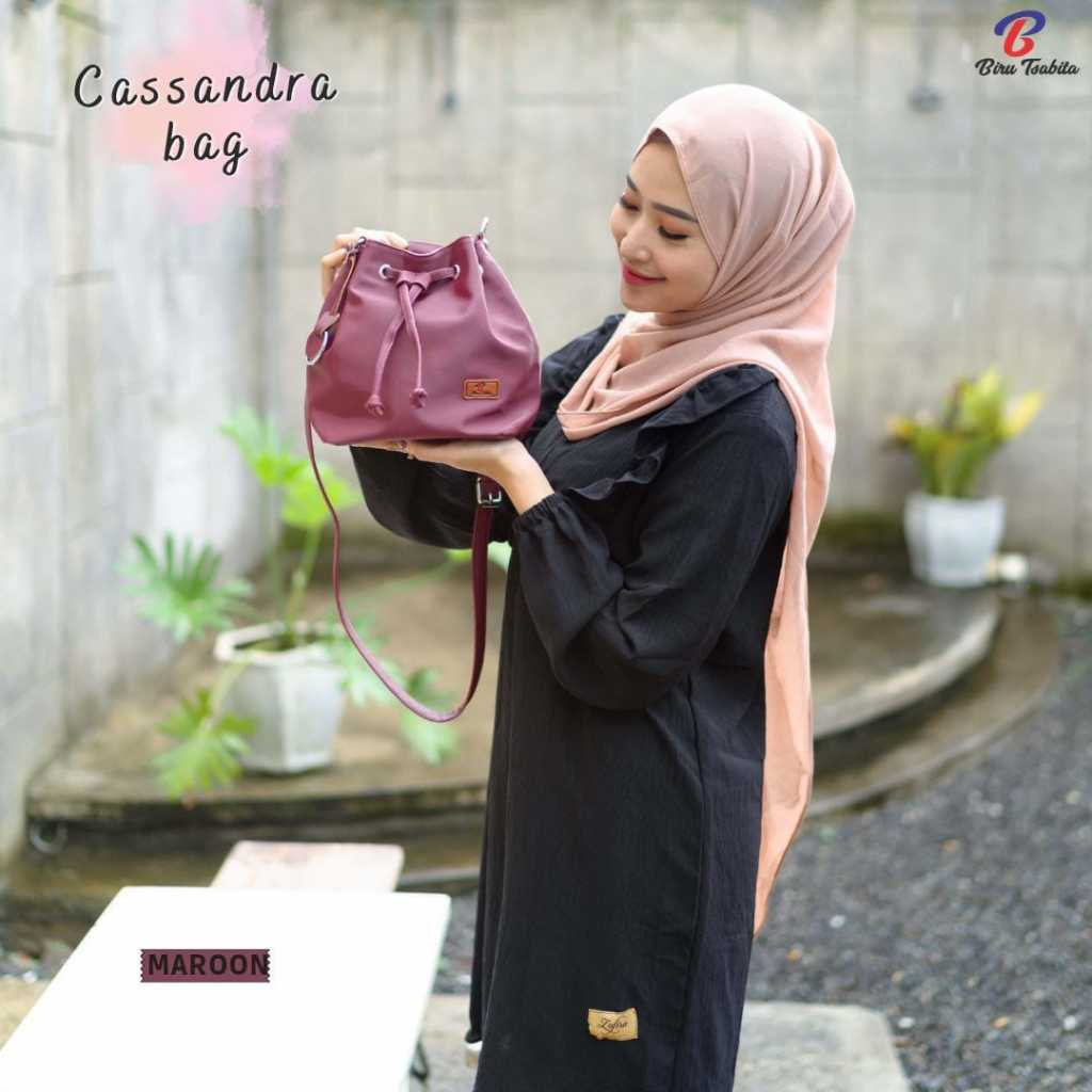 #Tas #Tas Selempang Wanita #Cassandra #Biru Tsabita