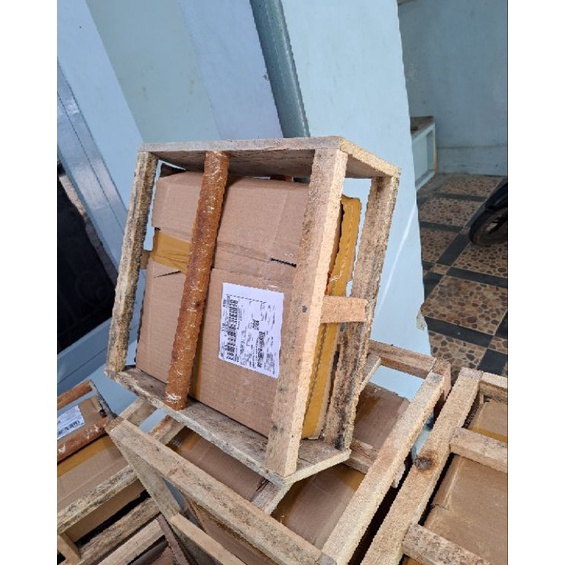 

Potongan Diskon kayu untuk packing kecil