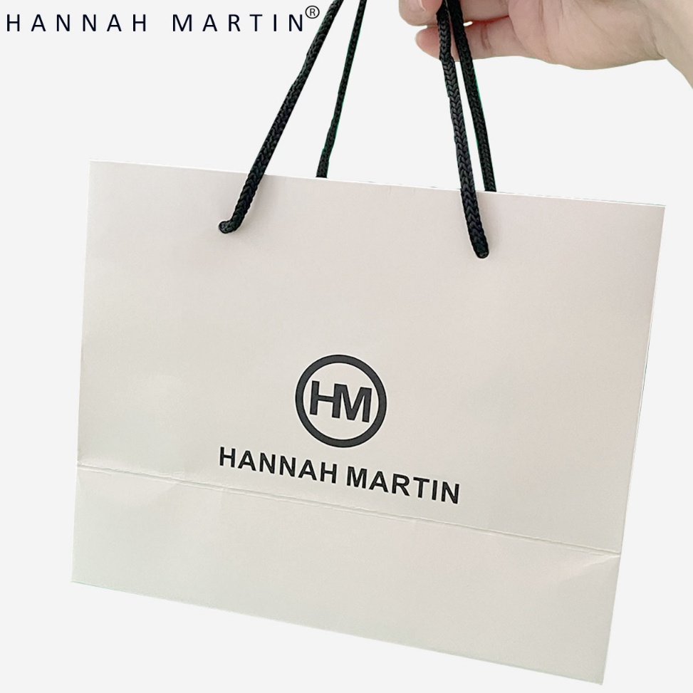 

Promo Terbatas HANNAH MARTIN Paper Bag Tas Untuk Kado Jam tangan Paper Bag Gift