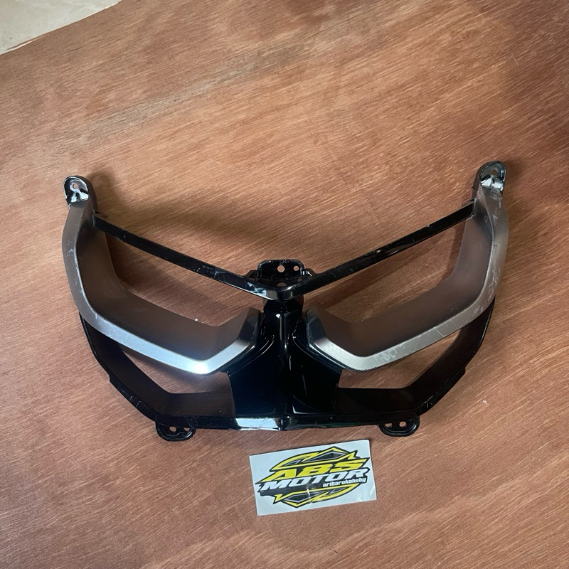 KUMIS FRAME HEADLAMP LAMPU DEPAN NMAX NEW 2020 frame nmax new 2010