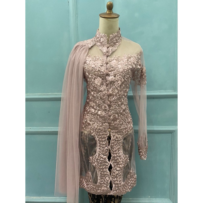 Kebaya Rose Gold