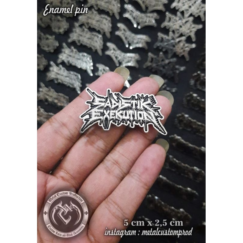 Enamel Pin Badge Metal Sadistik Execution / Pin Badge / Pin Metal / Enamel Pin Besi Cor / Enamel Pin