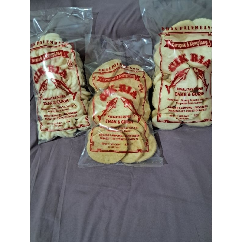 

Kerupuk Kemplang Paket A (Asli Palembang)