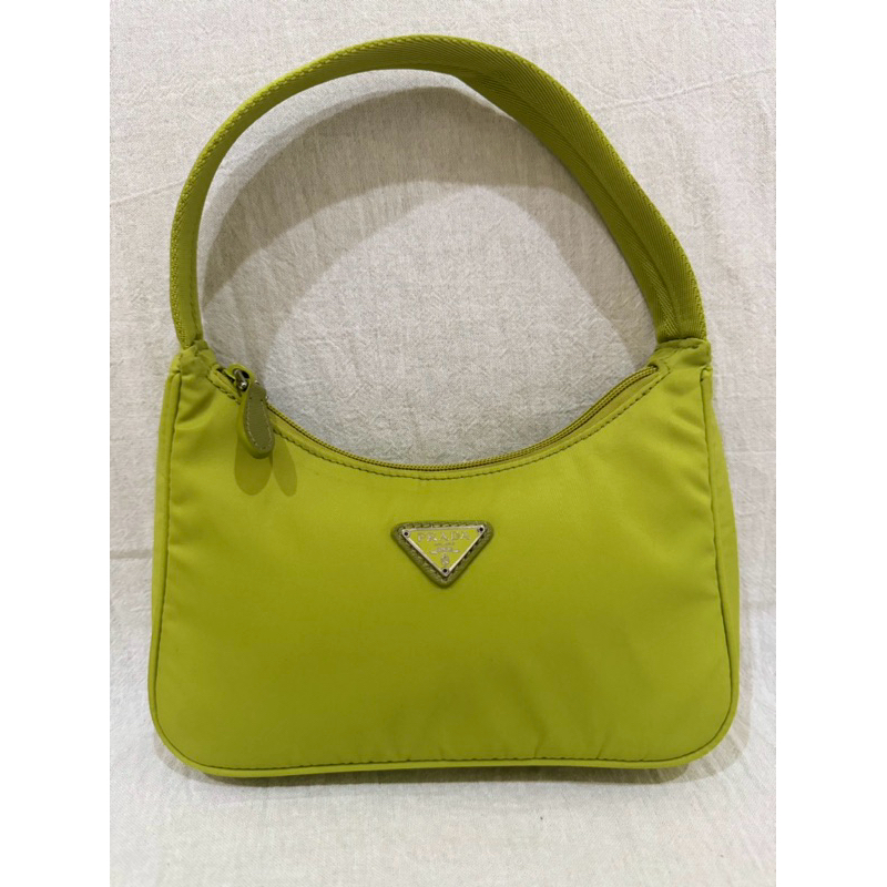 TAS KETEK PRADA RE-EDITION 2000 HANDBAG PRELOVED BRANDED GREEN LIME