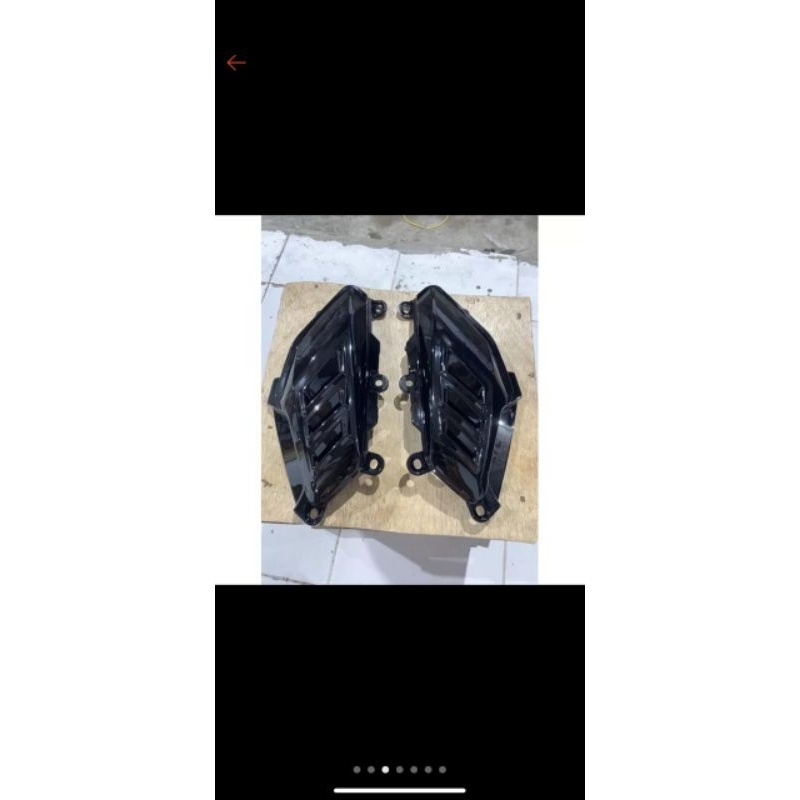 sirip / sirip hiu / cover pijakan kaki nmax old