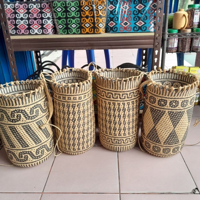 Tas anjat rotan