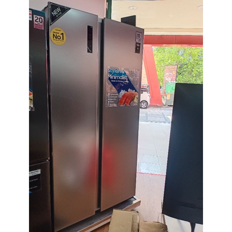 KULKAS SAMSUNG SIDEBYSIDE RS52B3000M9
