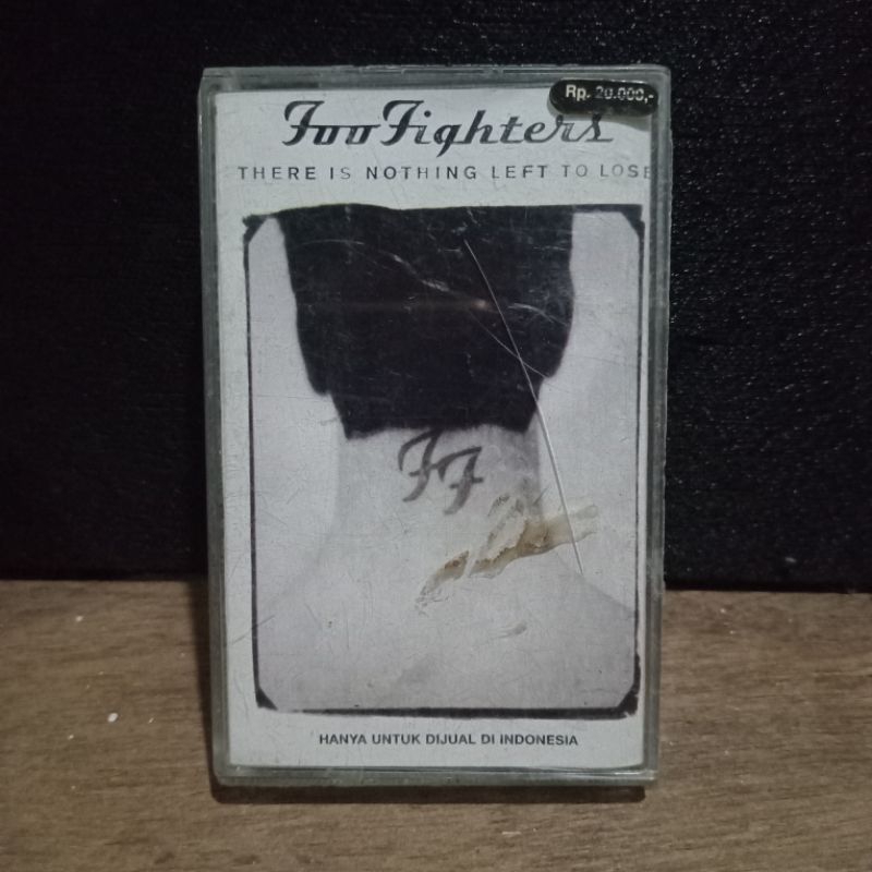 Kaset Original Foo Fighters - There Is Nothing Left To Lose