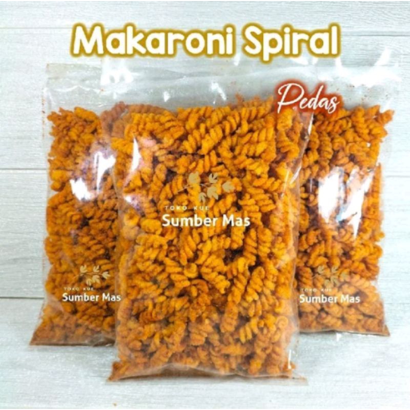 

Cemilan makaroni spiral , rasa pedas dan rasa asin , berat bersih 150 gram