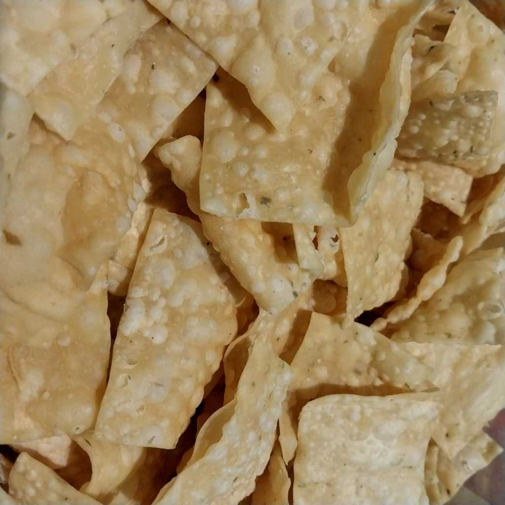 

Kripik Pangsit original pedas 250g