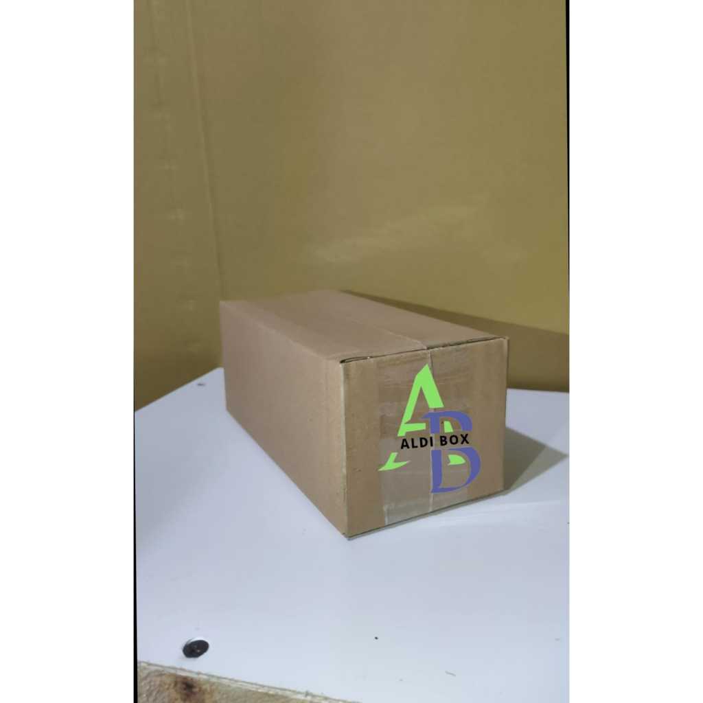 

Box packing polos ukuran 17x9x7 cm