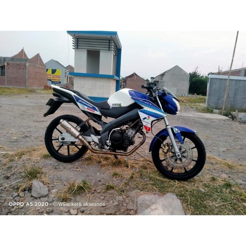 STRIPING STICKER LIS DECAL VARIASI YAMAHA NEW VIXION LIGHTING NVL mandalika