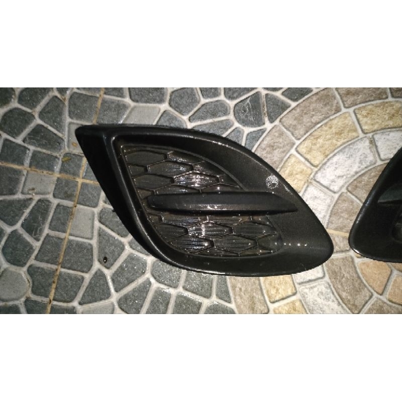 Cover Foglamp Mazda 2