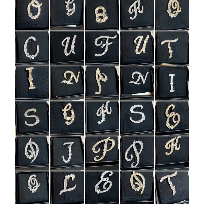 KODE U6K READY BISA GOSEND BUTTONSCARVES ALPHABET BROOCH