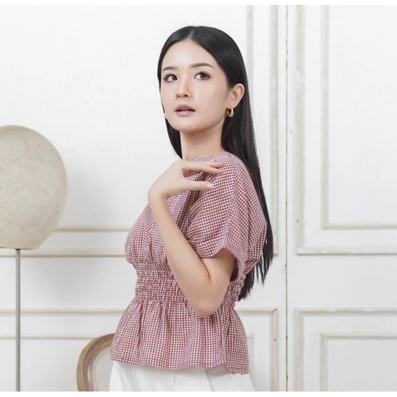 Beatrice Cloting Preloved | Blouse Kerut dari Beatrice