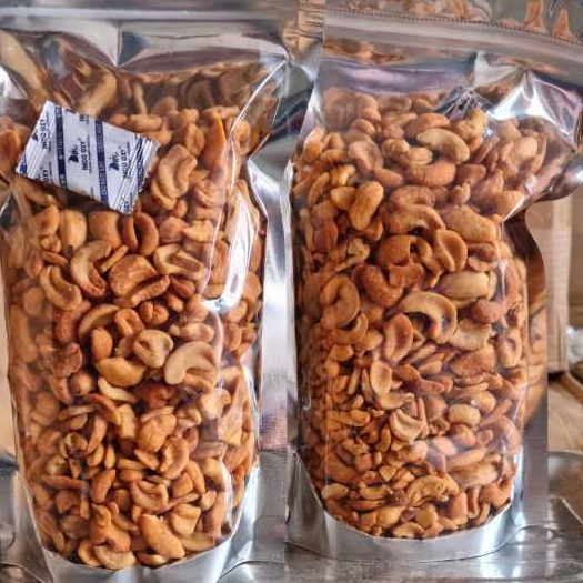 

Kacang Mede Pecahan Matang 100 gram