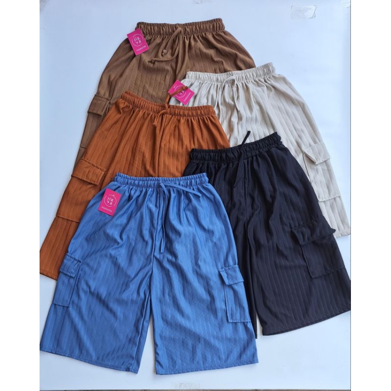 celana chargo pendek wanita/celana pendek wanita kekinian