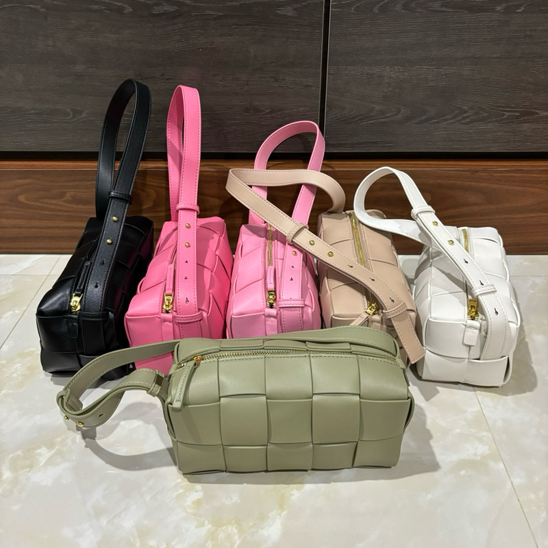 No Brand BV Brick Bag Cassette Shoulder Genuine Leather