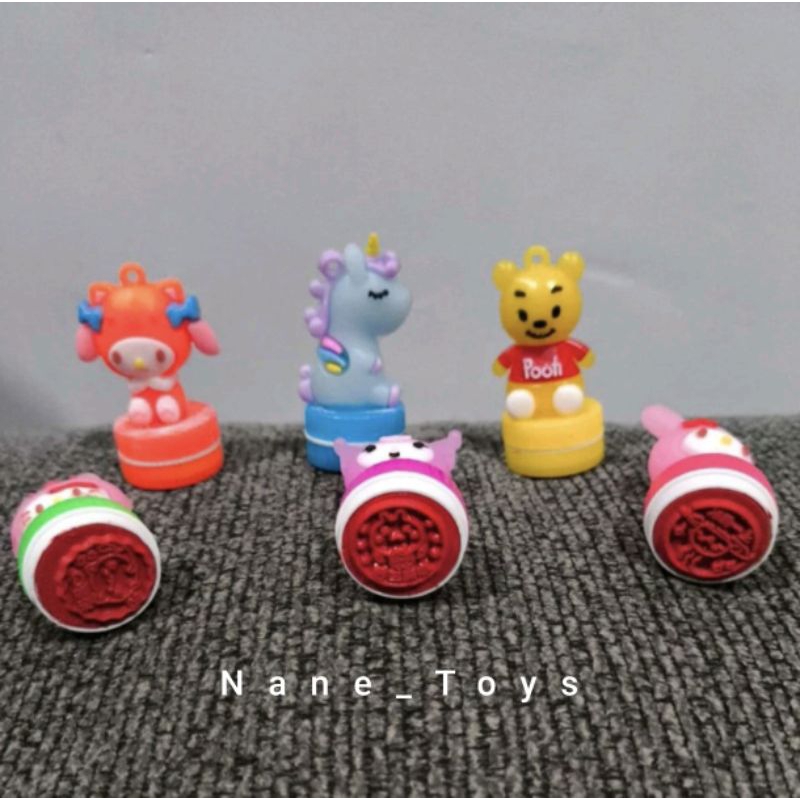 

Stempel Mainan Anak Sanrio Bahan Karet Mainan Stempel Cap Kuromi Sanrio Isi 6 Pcs / Mainan Anak Mini Stamp