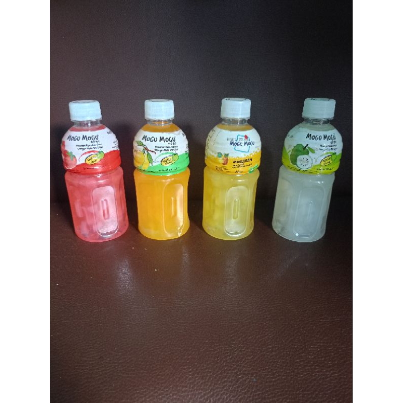 

Mogu - Mogu Drink/ Minuman Nata De Coco 320ml