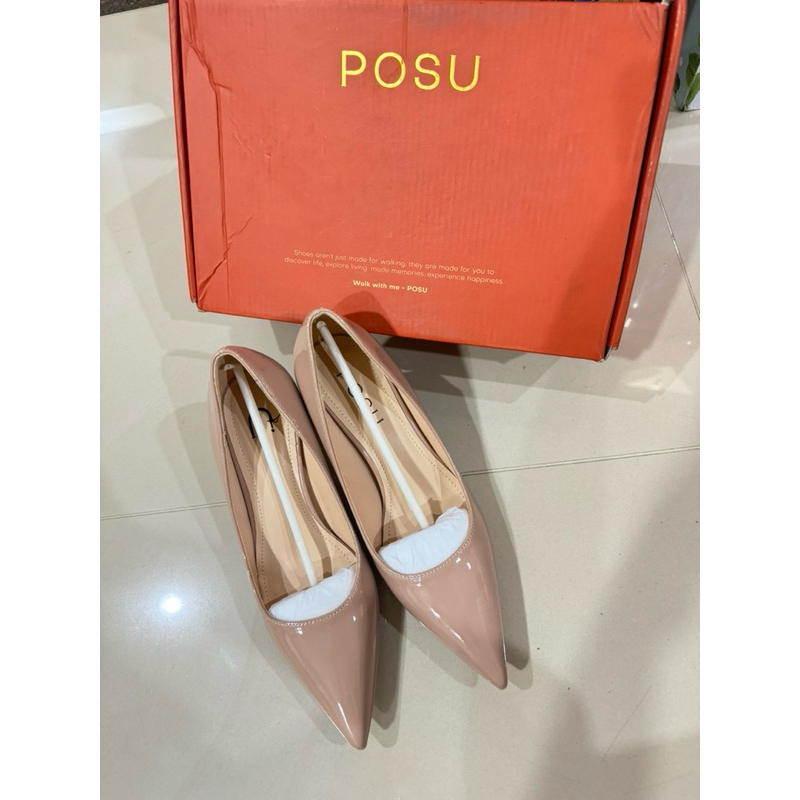 ARLA HEELS POSU PRELOVED(new blm pernah di pakai)