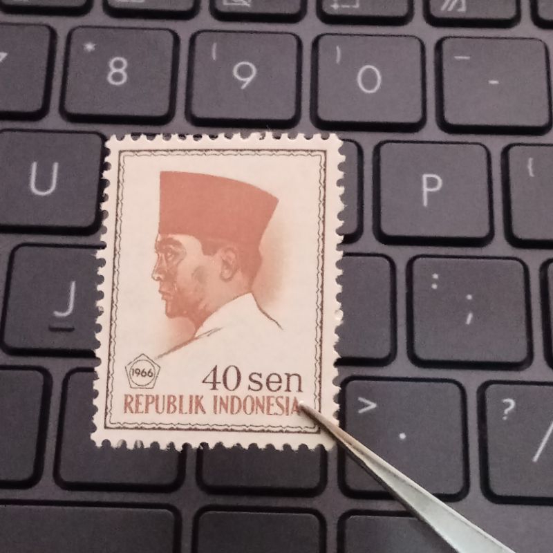 Perangko Kuno Soekarno 40 Sen Mint - Prangko