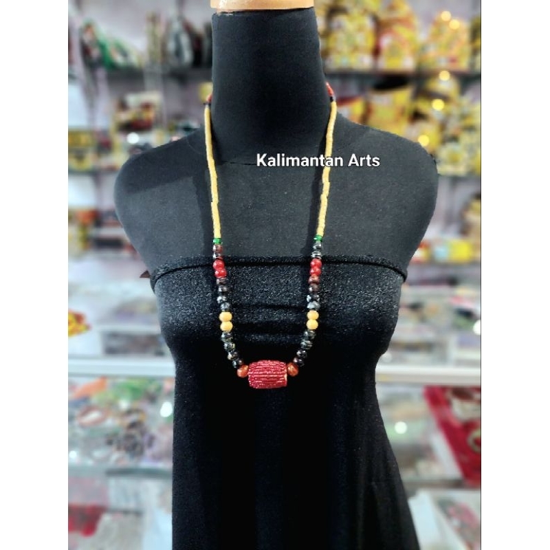 Kalung Manik / Kalung Buah Kabo khas Dayak Iban